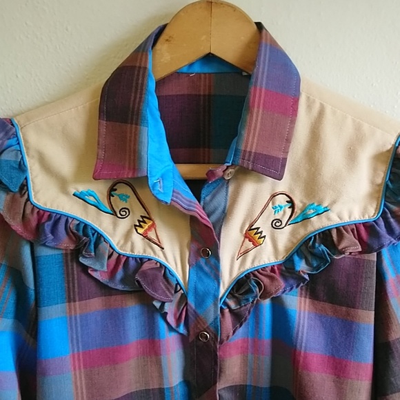 Vintage Western Plaid Snap button shirt - Picture 2 of 4